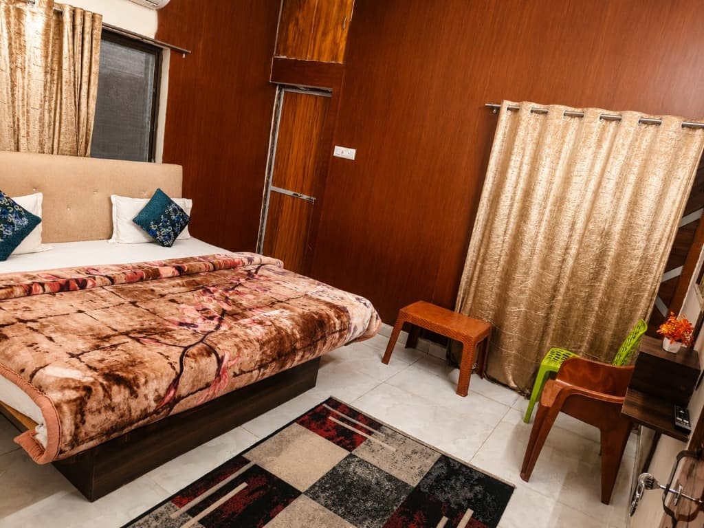 Where to Stay Near Jabalpur Railway Station: Helpful Tips for a Good Night's Sleep