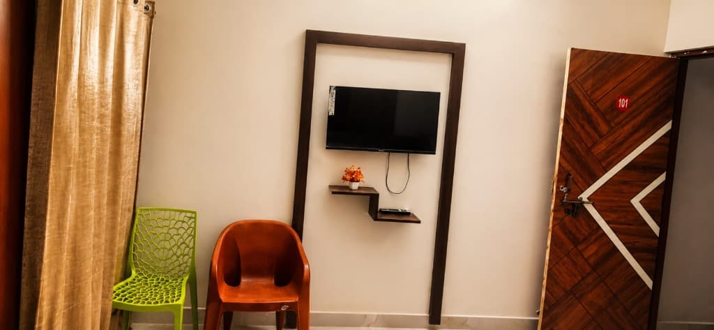 In-Room Entertainment